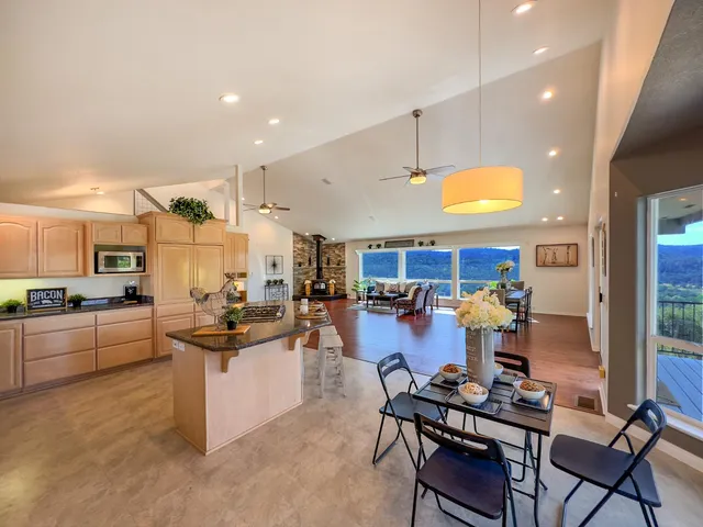 $789,000 | 10757 Oak Hill Drive, Rough and Ready, CA 95975