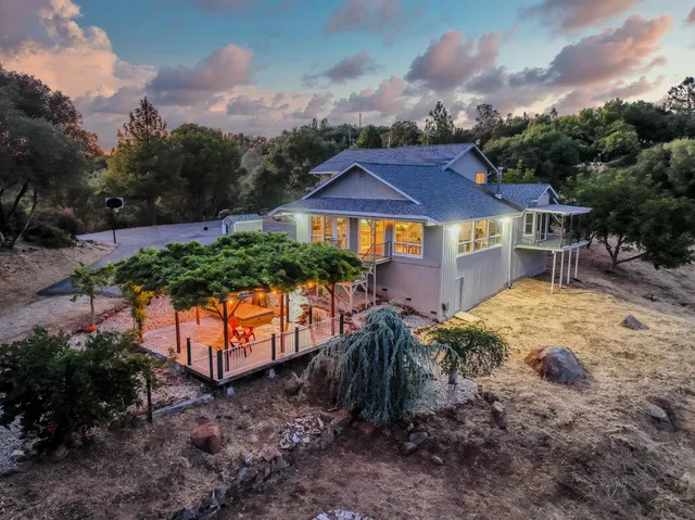 $789,000 | 10757 Oak Hill Drive, Rough and Ready, CA 95975