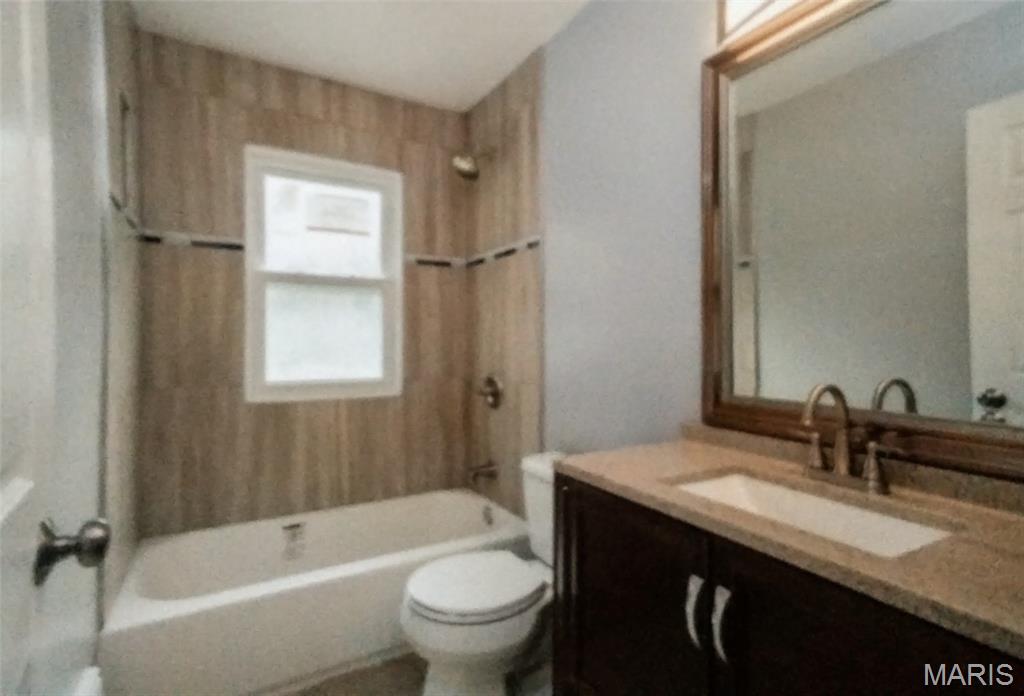 295 Derhake Road Florissant, MO 63031 - Photo 6 of 9 Gallery Image 6