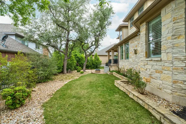 $799,000 | 16000 Snowdonia Cove, Bee Cave, TX 78738