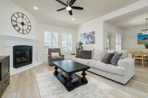 $799,000 | 16000 Snowdonia Cove, Bee Cave, TX 78738
