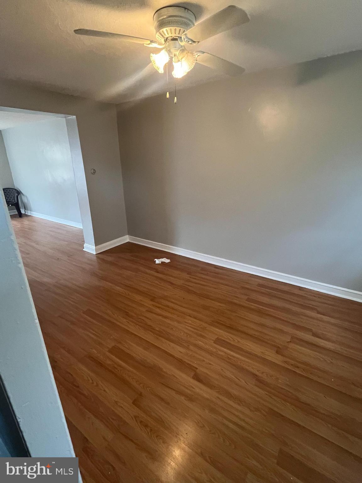 1127 South Merrimac Road Camden, NJ 08104 - Photo 5 of 13