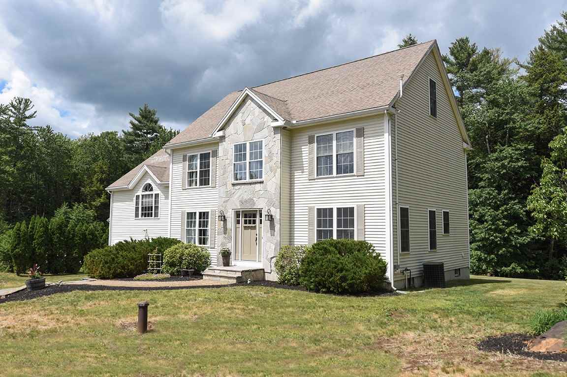 74 McIntosh Road Danville, NH 03819 - Photo 2 of 35