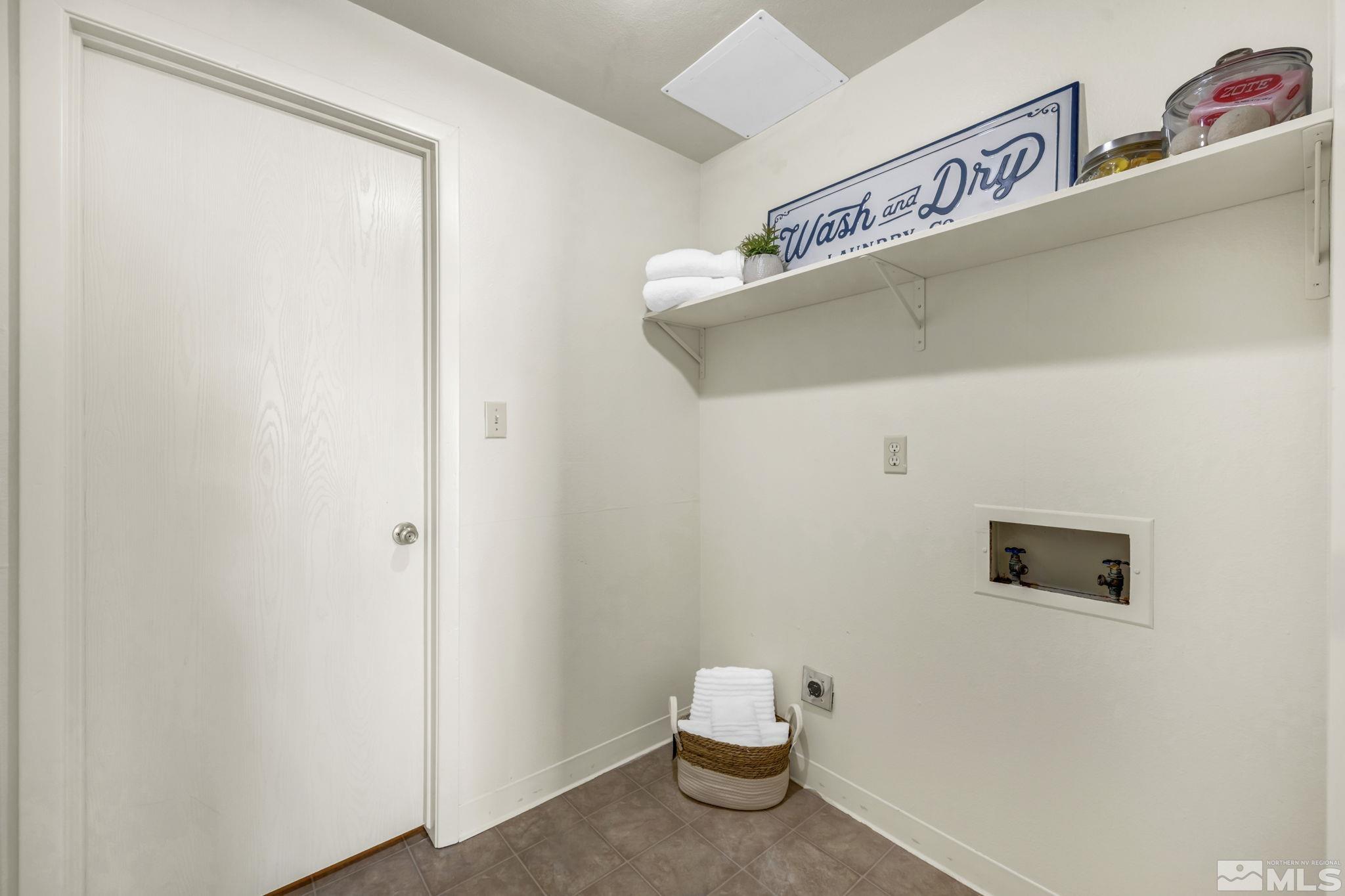13 Condor Circle Carson City, NV 89701 - Photo 6 of 33 a bathroom with a toilet and a sink