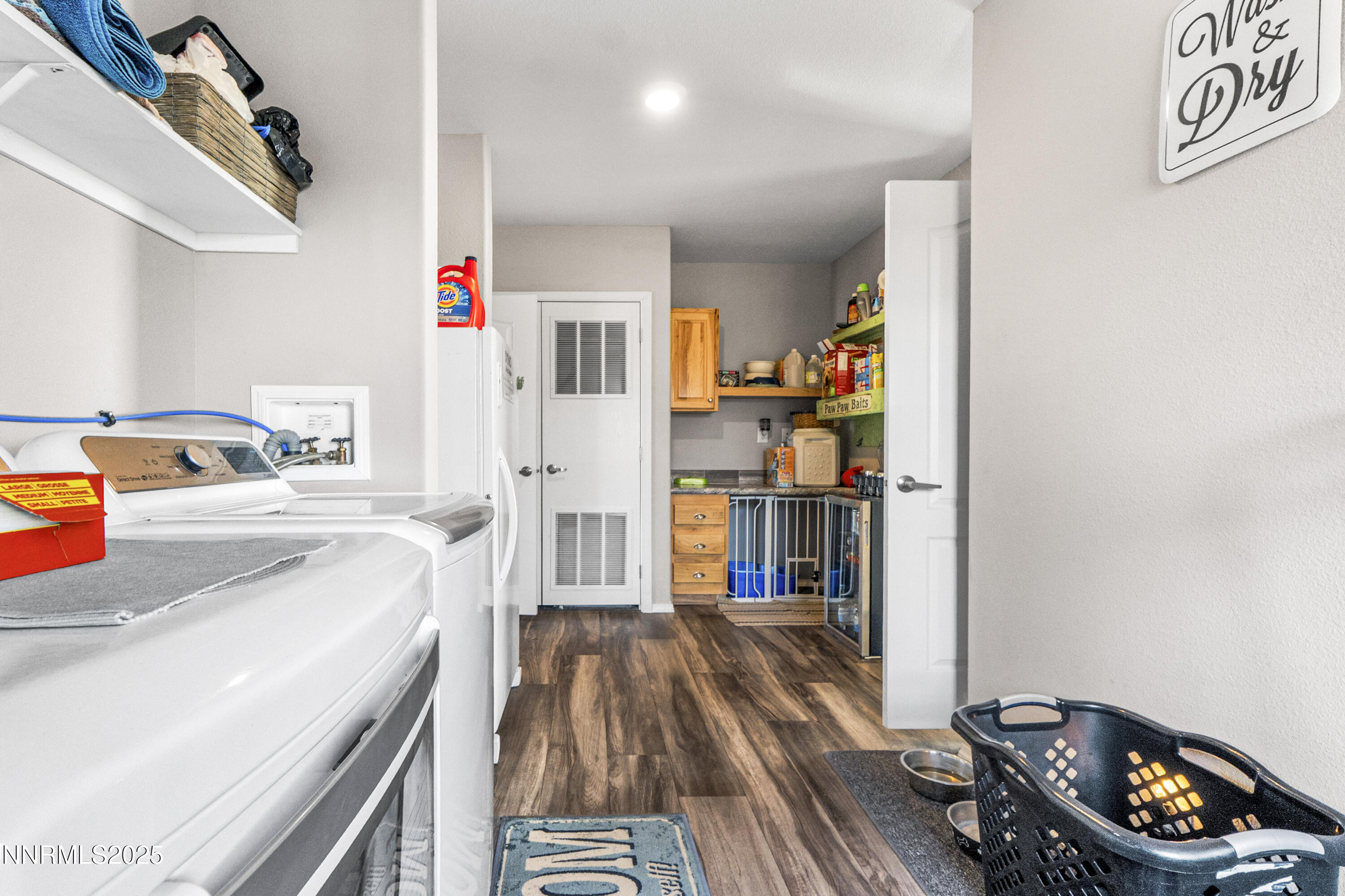 6745 Country Road Winnemucca, NV 89445 - Photo 23 of 50 a room with storage and utility