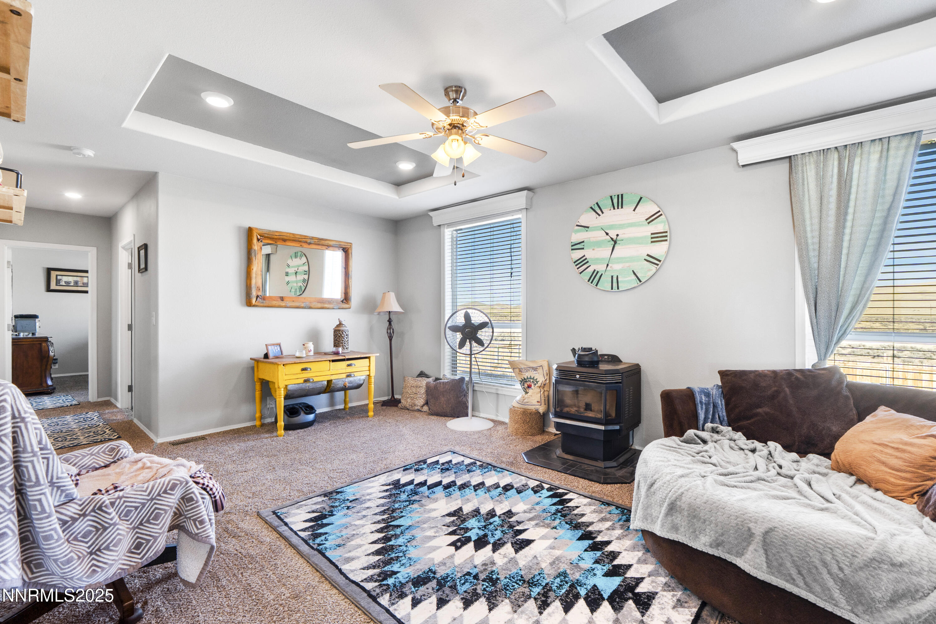 6745 Country Road Winnemucca, NV 89445 - Photo 27 of 50 a bedroom with bed and window