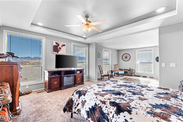 a view of a sky view