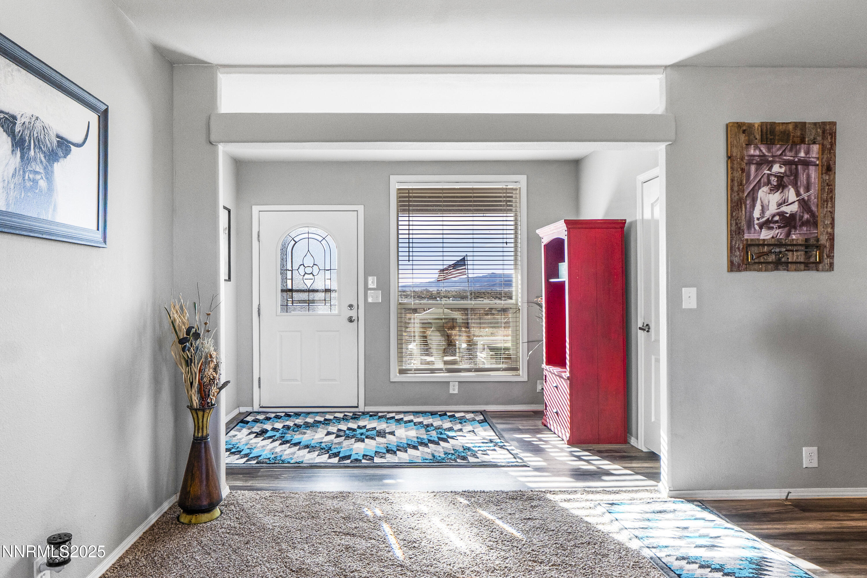 6745 Country Road Winnemucca, NV 89445 - Photo 7 of 50 a front view of a house