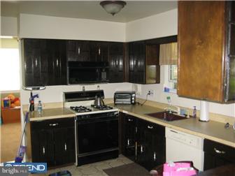 1952 King Arthur Road Philadelphia, PA 19116 - Photo 3 of 9 Kitchen