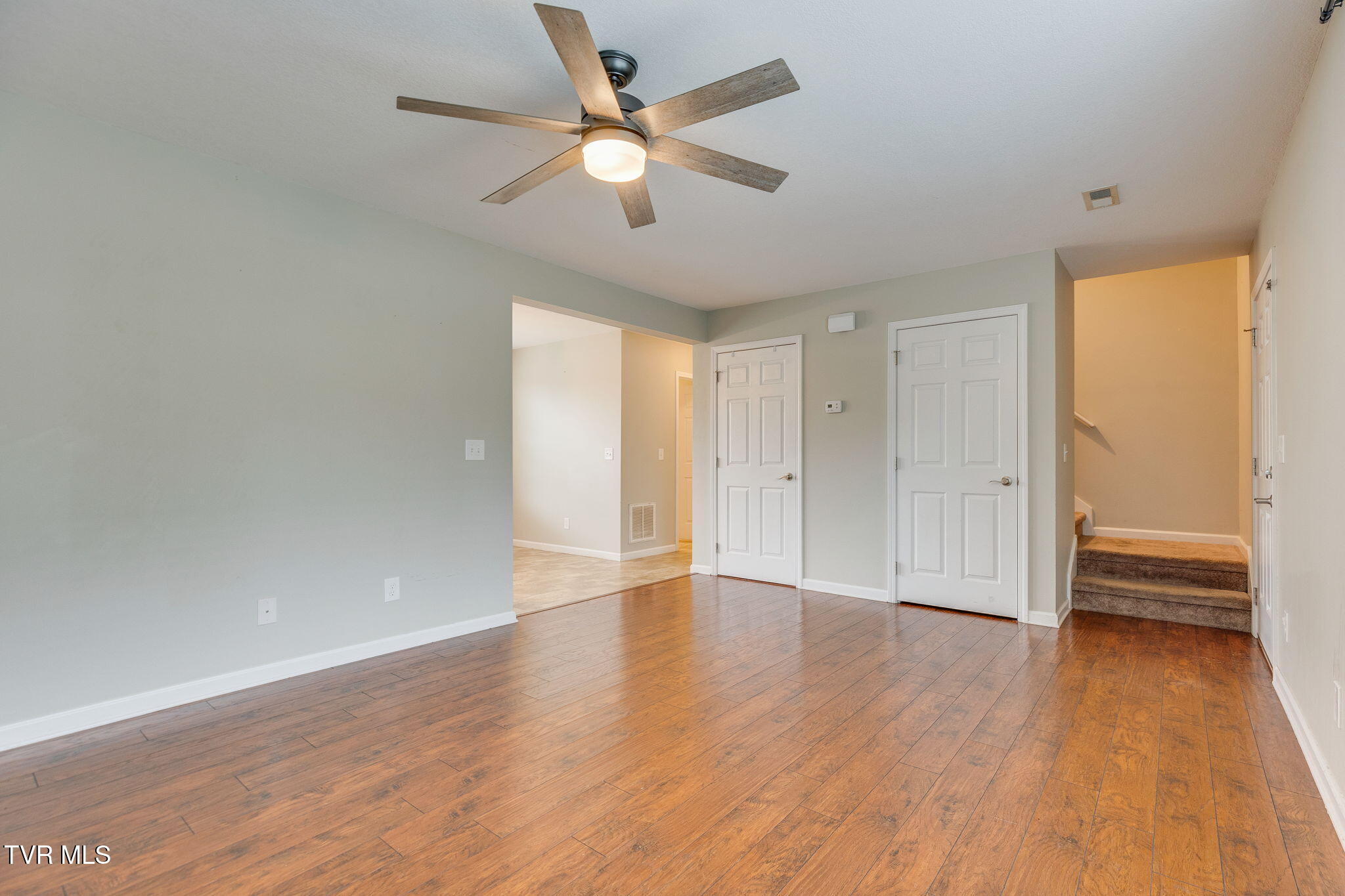 396 Jonesboro Road, Unit 35H Piney Flats, TN 37686 - Photo 7 of 28 006
