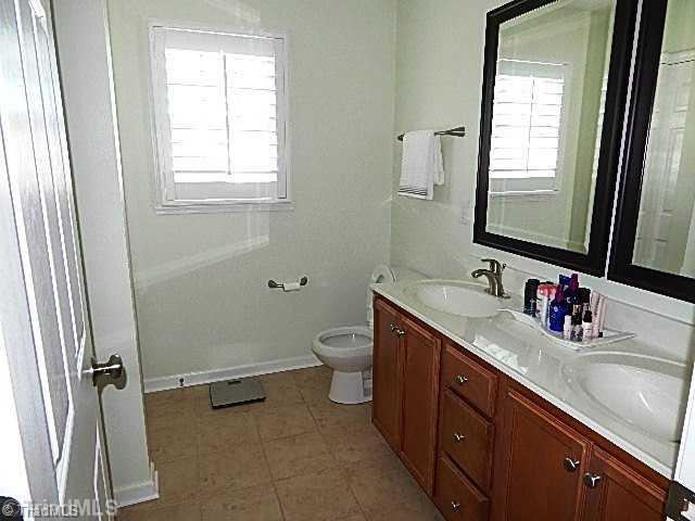 122 Brae Ridge Lane King, NC 27021 - Photo 13 of 16 Master Bath/Spa.