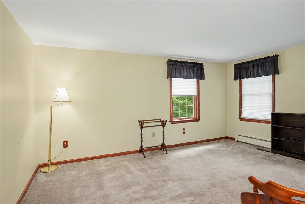 5 Ohio Road Tyngsborough, MA 01879 - Photo 17 of 34 Gallery Image 17