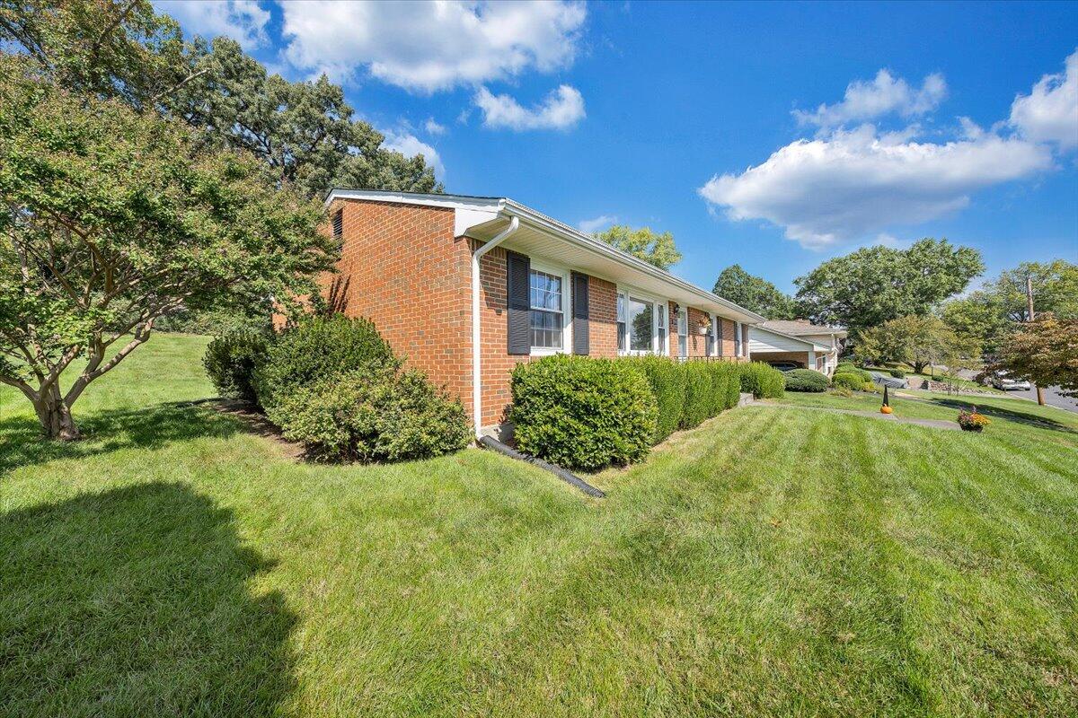 3501 Greencliff Road Roanoke, VA 24018 - Photo 35 of 36 39-MIB08185