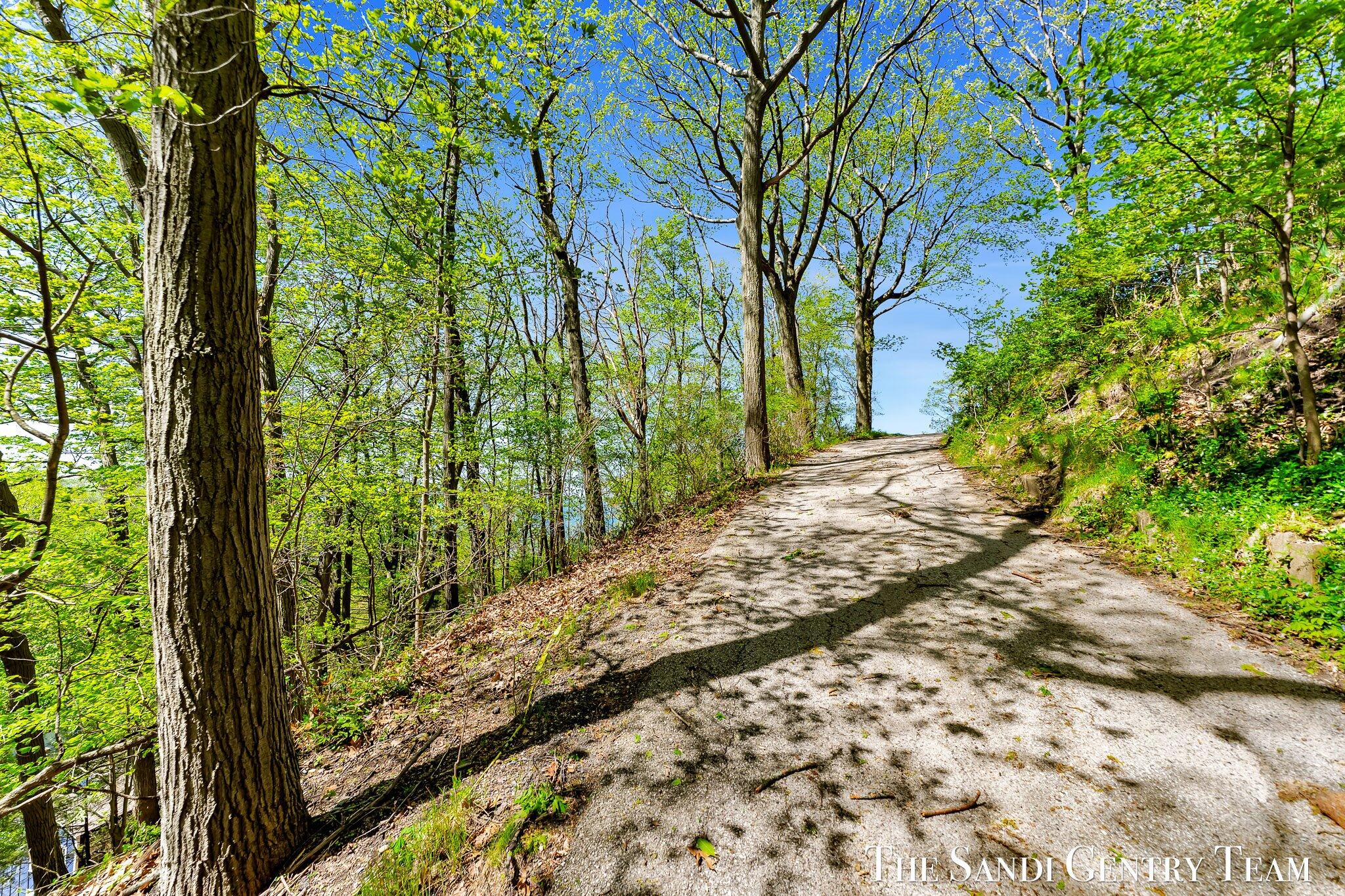 18111 Ridge Drive Grand Haven, MI 49417 - Photo 18 of 24 08-AIV00052