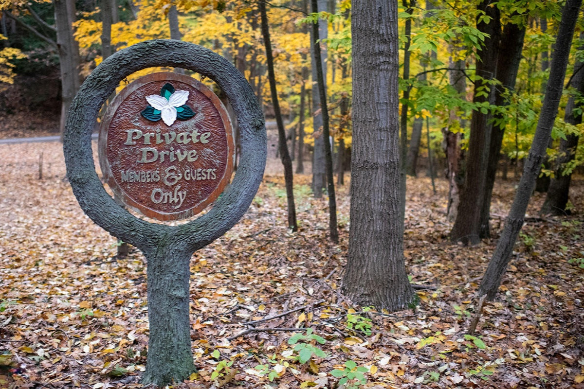 18111 Ridge Drive Grand Haven, MI 49417 - Photo 20 of 24 fb-20191029-DSC_4471-2880x1620