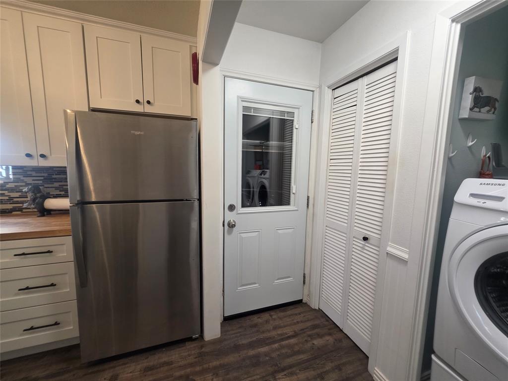 1301 Cliff Drive Graham, TX 76450 - Photo 20 of 38 a view of kitchen with wooden floor