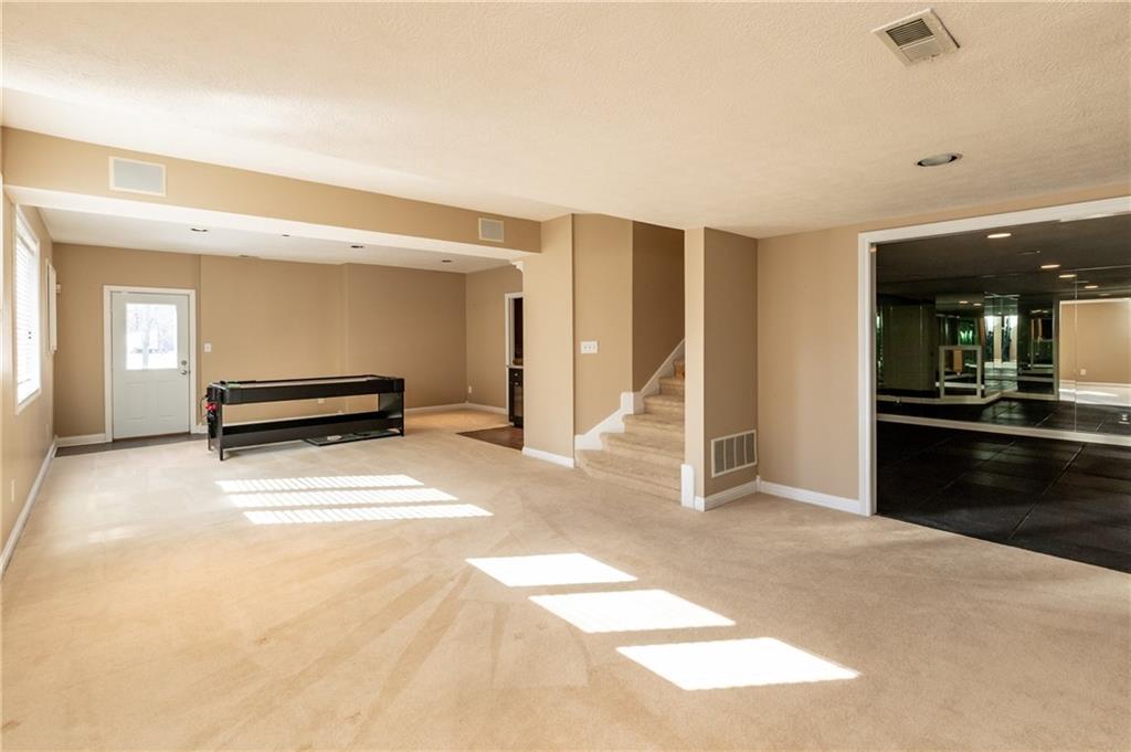 9658 Springstone Road Fishers, IN 46055 - Photo 33 of 48