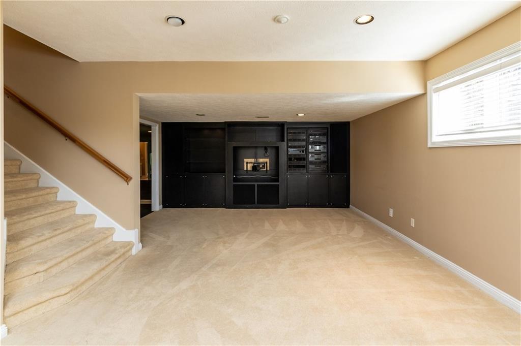 9658 Springstone Road Fishers, IN 46055 - Photo 36 of 48