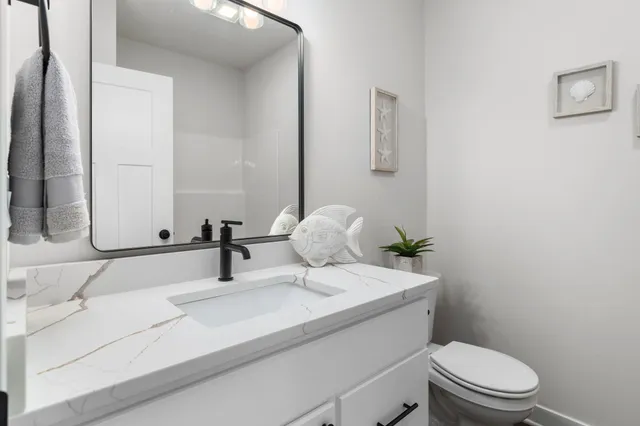 $819,900 | 4090 Hanover Drive, DeForest, WI 53532