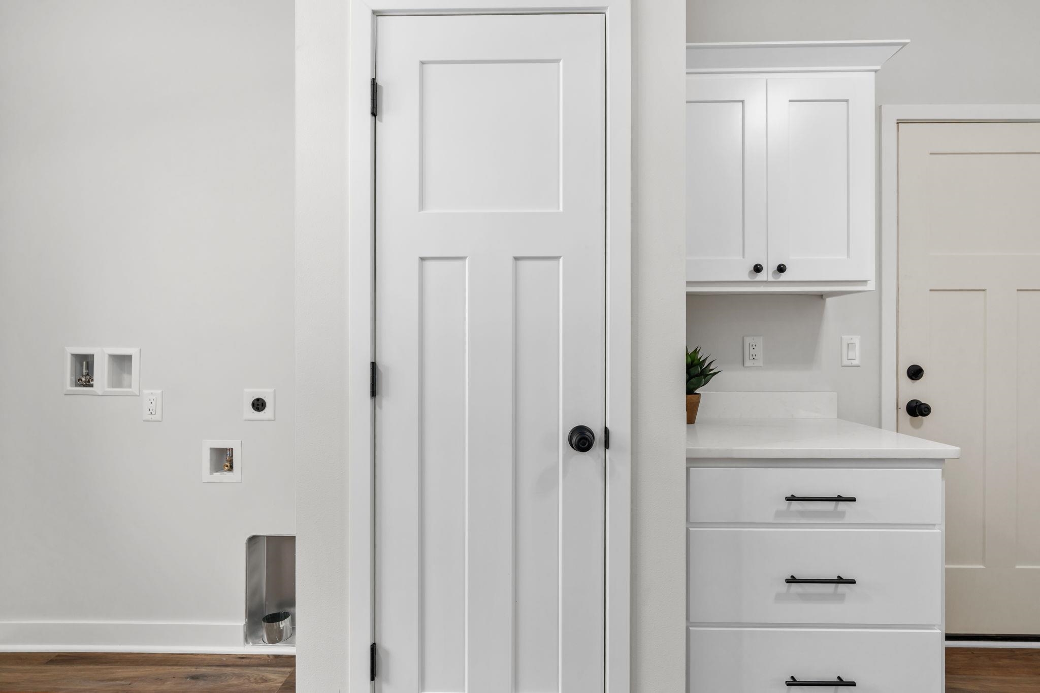 4090 Hanover Drive DeForest, WI 53532 - Photo 5 of 54