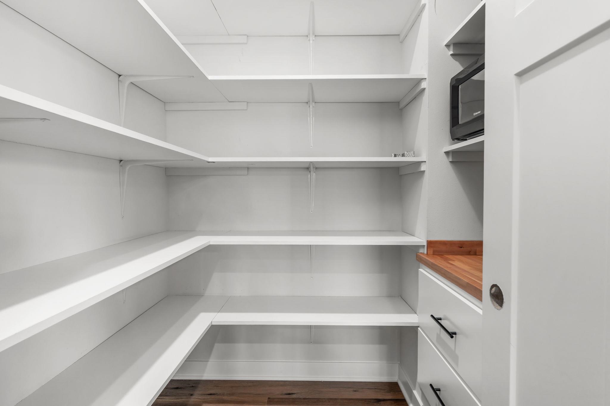 4090 Hanover Drive DeForest, WI 53532 - Photo 7 of 54