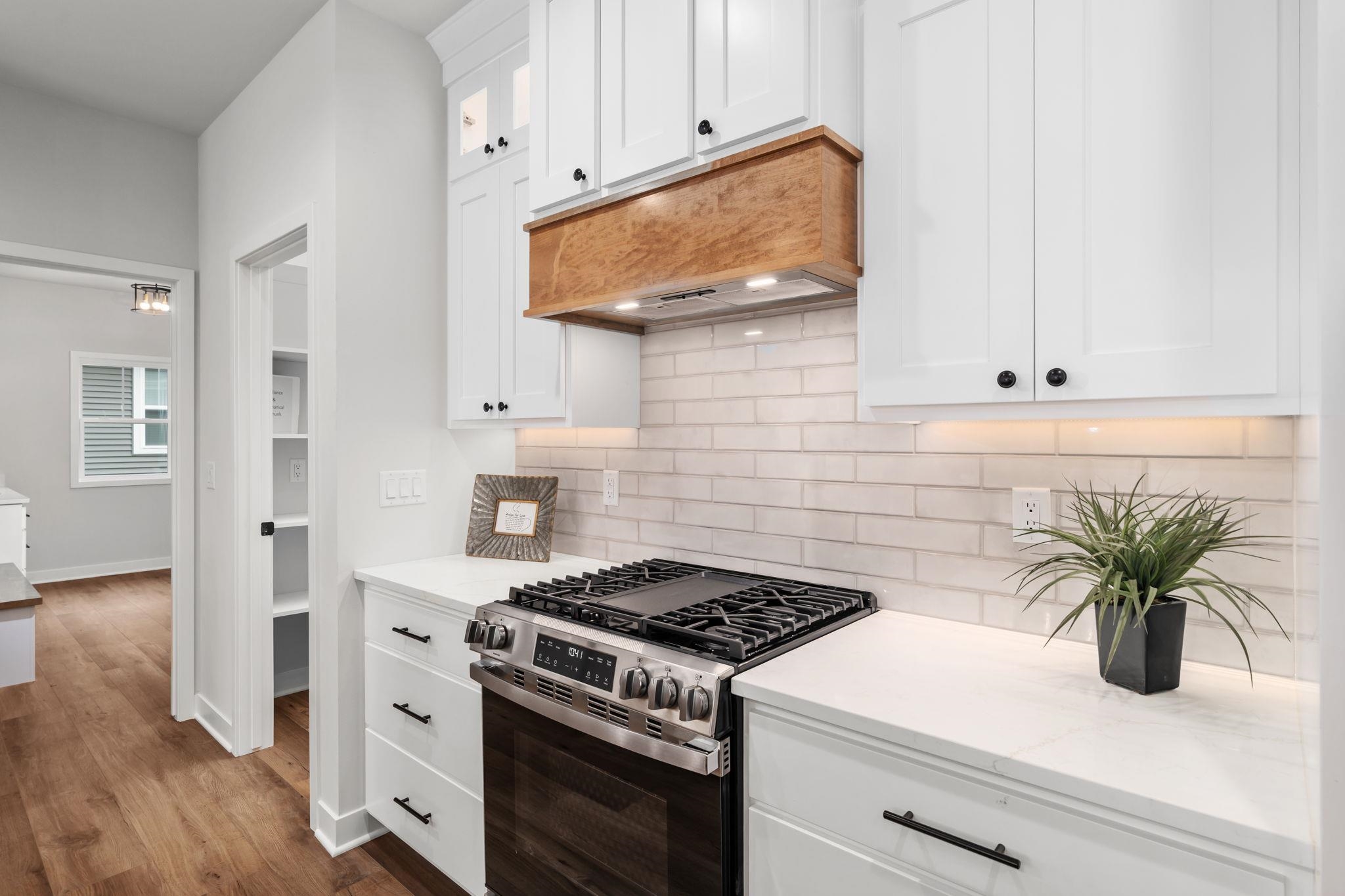 4090 Hanover Drive DeForest, WI 53532 - Photo 10 of 54