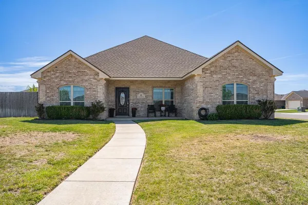 $415,000 | 65 Canyon E Parkway, Canyon, TX 79015