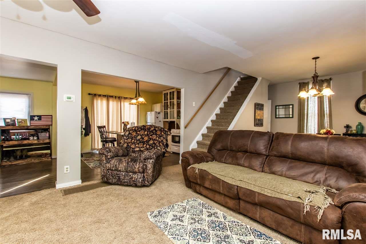206 Front Street Benson, IL 61516 - Photo 6 of 27 Gallery Image 6