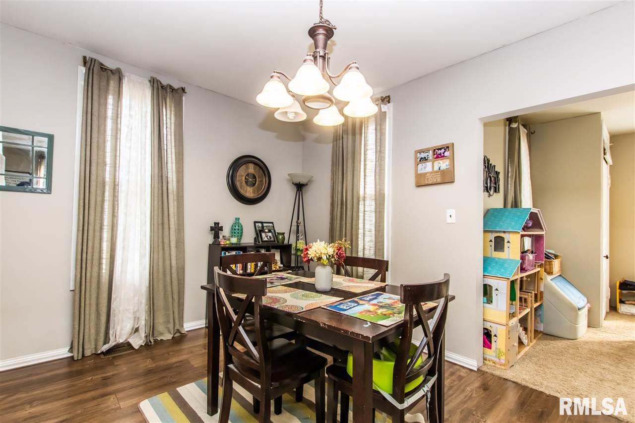 206 Front Street Benson, IL 61516 - Photo 7 of 27 Gallery Image 7