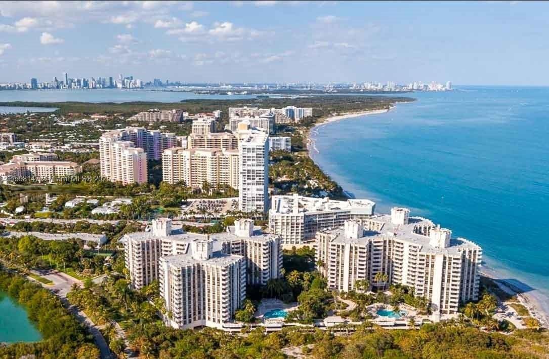 1121 Crandon Boulevard, Unit D604 Key Biscayne, FL 33149 - Photo 26 of 31 a view of a city with tall buildings