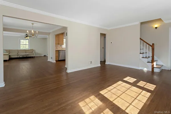 $1,000,000 | 26 Dogwood Drive, Scarsdale, NY 10583