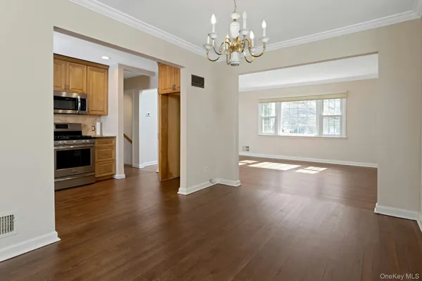 $1,000,000 | 26 Dogwood Drive, Scarsdale, NY 10583