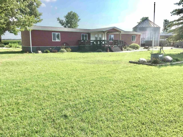 $199,900 | 279 East 750 South, Star City, IN 46985