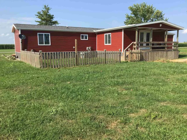$199,900 | 279 East 750 South, Star City, IN 46985
