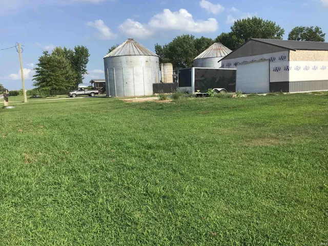 $199,900 | 279 East 750 South, Star City, IN 46985