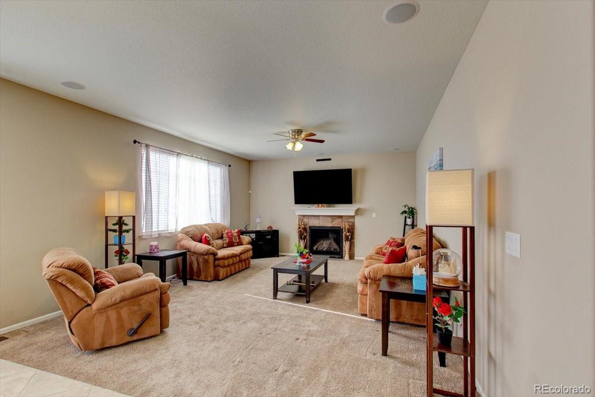 3044 Rising Moon Way Castle Rock, CO 80109 - Photo 10 of 34 Gallery Image 10