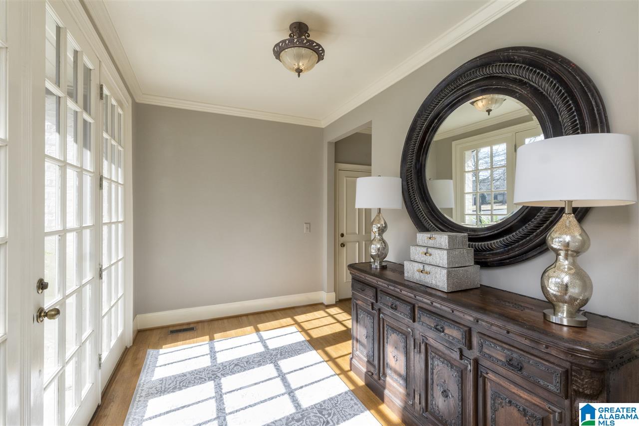 5616 Chestnut Trace Birmingham, AL 35244 - Photo 5 of 34