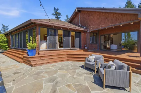 $2,198,000 | 25991 Mar Vista Court, Los Gatos, CA 95033