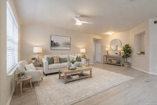 $229,900 | 7002 Pandora Way, San Antonio, TX 78252