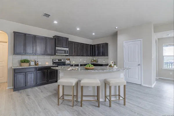 $229,900 | 7002 Pandora Way, San Antonio, TX 78252