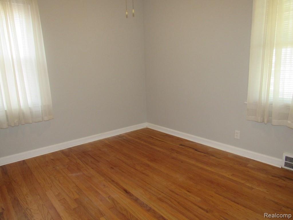 1412 Princeton Road Berkley, MI 48072 - Photo 8 of 14 Gallery Image 8