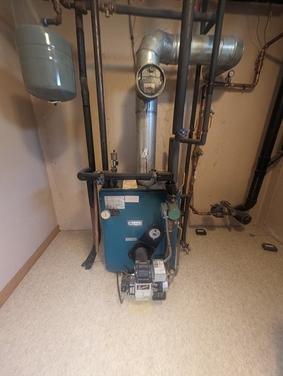 4 Hammerock Road Charlton, MA 01507 - Photo 30 of 39 a room with gym equipment and mirror
