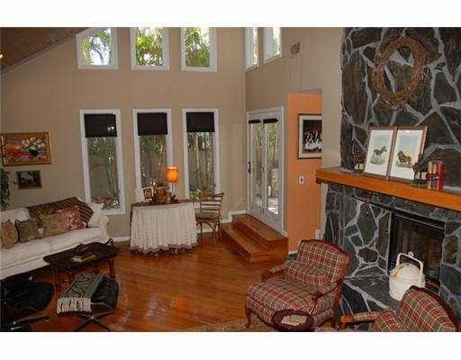 549 Southwest 16th Street Boca Raton, FL 33432 - Photo 6 of 21 Family/Great Room