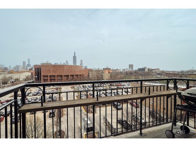 6 South Laflin Street, Unit 509 Chicago, IL 60607 - Photo 11 of 12