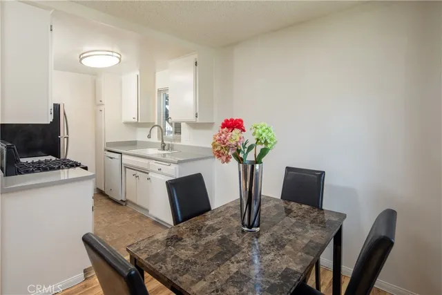 $3,500,000 | 11905 Avon Way, Los Angeles, CA 90066