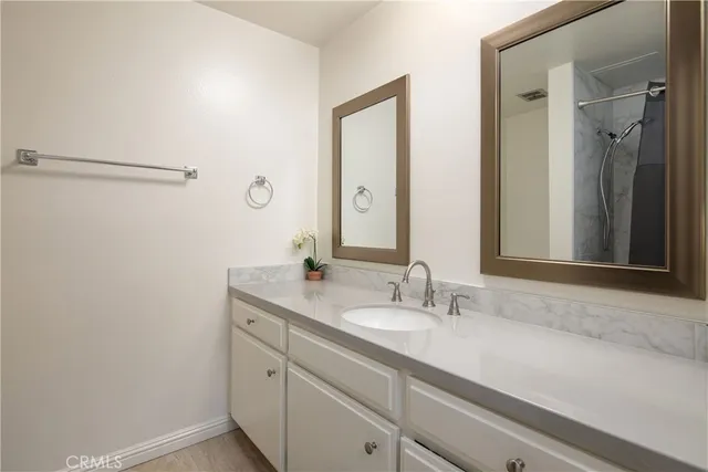 $3,500,000 | 11905 Avon Way, Los Angeles, CA 90066