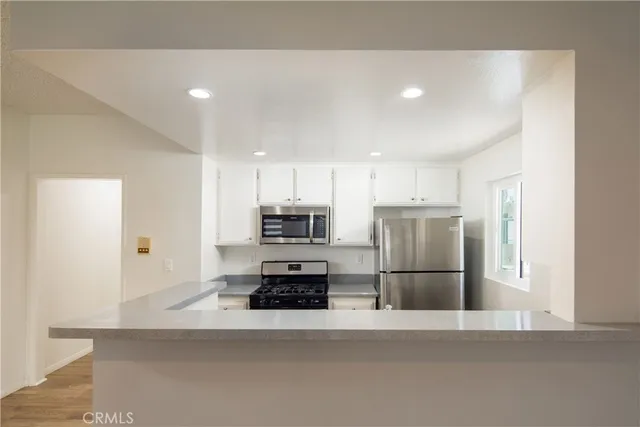 $3,500,000 | 11905 Avon Way, Los Angeles, CA 90066