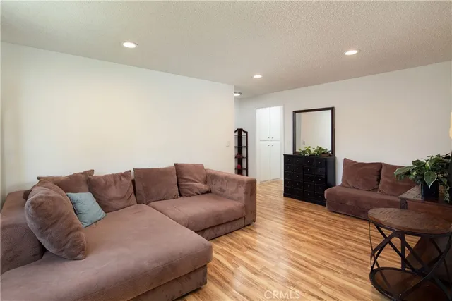 $3,500,000 | 11905 Avon Way, Los Angeles, CA 90066