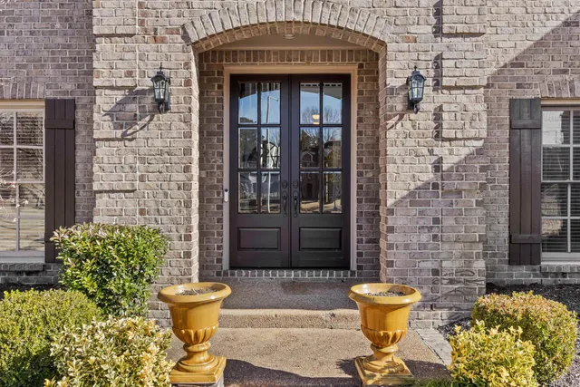 $600,000 | 10820 Whisper Hollow Cove, Collierville, TN 38017