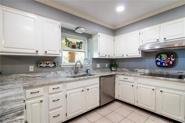 $285,000 | 6 Country Club Drive, Laplace, LA 70068